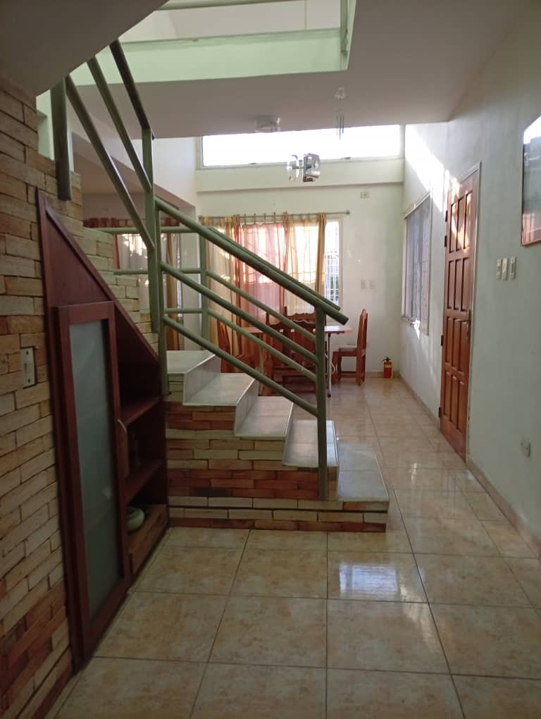 En Venta casa Urb. Sansur
