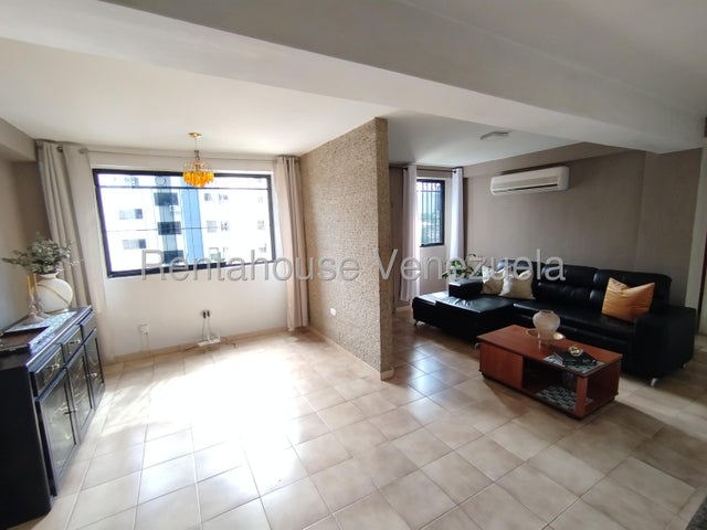 El Guayabal Apartamento en venta ubicado en Naguanagua  27-2119 eloisa mejia