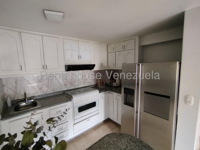 El Guayabal Apartamento en venta ubicado en Naguanagua  27-2119 eloisa mejia