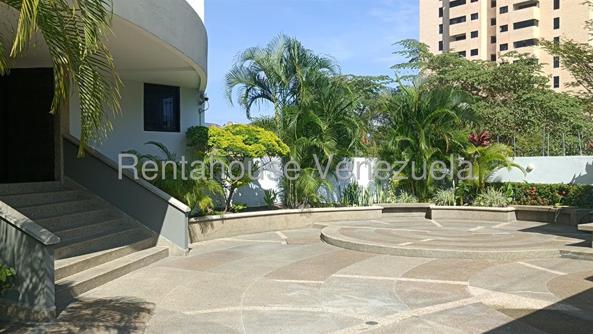 Mañongo Apartamento en Alquiler ubicado en valencia 27-2105 ELOISA MEJIA