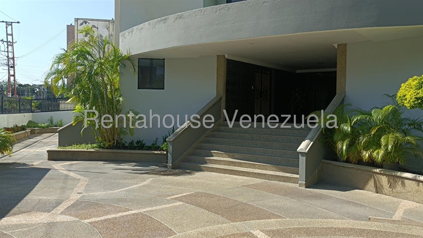 Mañongo Apartamento en Alquiler ubicado en valencia 27-2105 ELOISA MEJIA