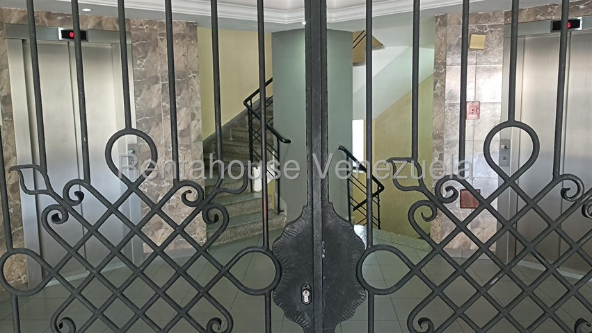 Mañongo Apartamento en Alquiler ubicado en valencia 27-2105 ELOISA MEJIA