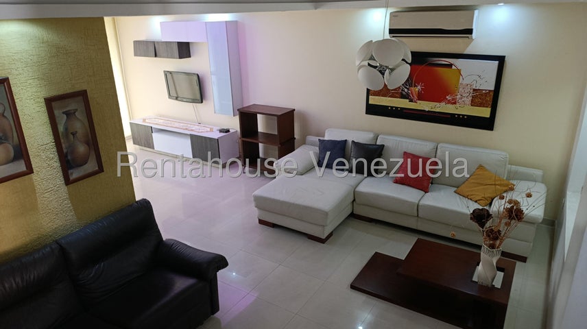 Trigal norte townhouse en venta ubicado en Valencia Carabobo codigo 27-2059 ELOISA MEJIA