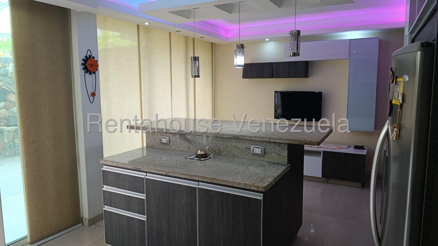Trigal norte townhouse en venta ubicado en Valencia Carabobo codigo 27-2059 ELOISA MEJIA
