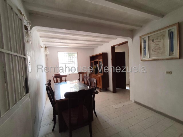 Los Caobos Valencia Casa en venta ubicada en carabobo codigo 27-2079 ELOISA MEJIA