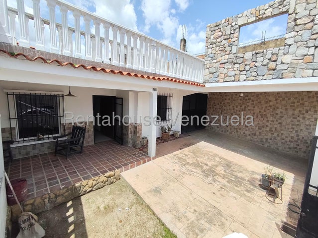 Los Caobos Valencia Casa en venta ubicada en carabobo codigo 27-2079 ELOISA MEJIA
