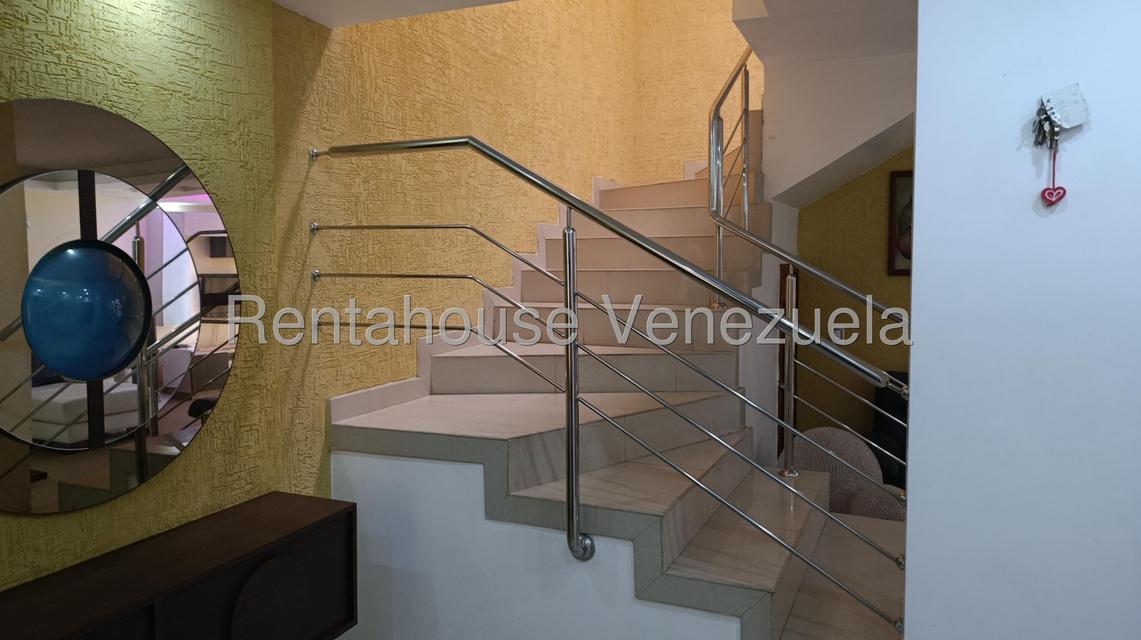 Townhouse en venta en Trigal Norte planta 100% pozo piscina 