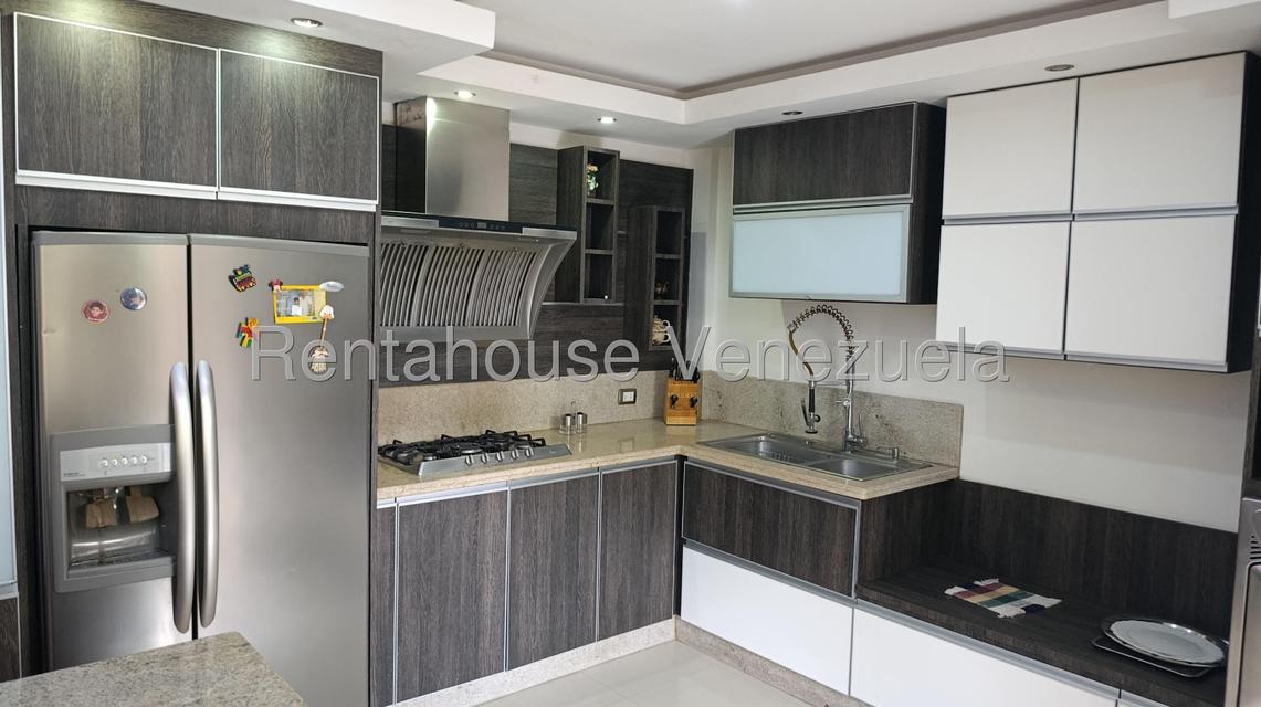 Townhouse en venta en Trigal Norte planta 100% pozo piscina 