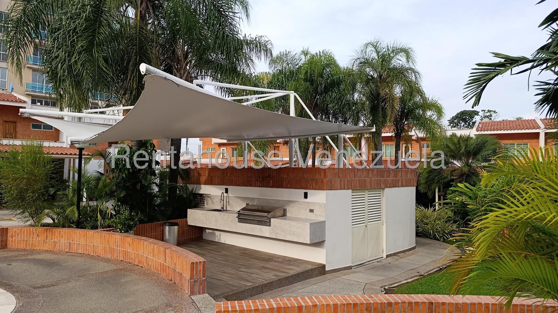 Townhouse en venta en Trigal Norte planta 100% pozo piscina 