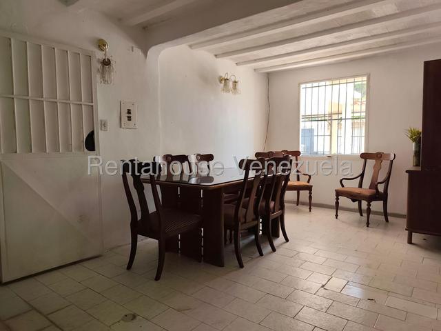 YL Vende Casa Quinta en Los Caobos #27-2079