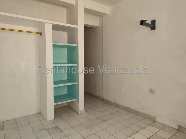 YL Vende Casa Quinta en Los Caobos #27-2079
