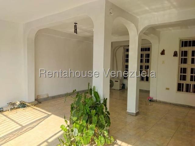YL Venta de Casa Duplex en Yuma, San Diego #25-21053