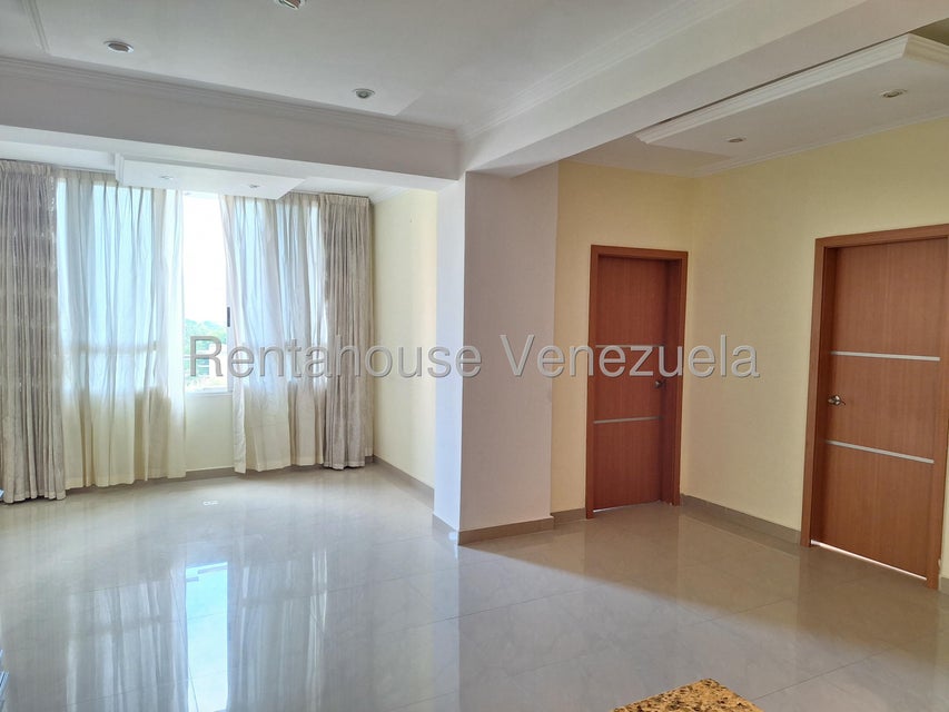Apartamento en venta en las Chimeneas Valencia Carabobo