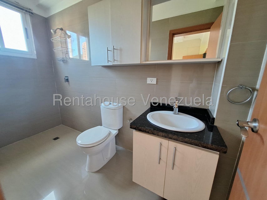 Apartamento en venta en las Chimeneas Valencia Carabobo