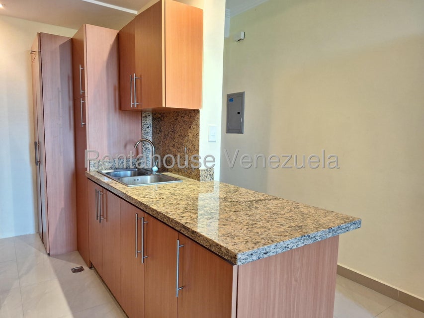 Apartamento en venta en las Chimeneas Valencia Carabobo