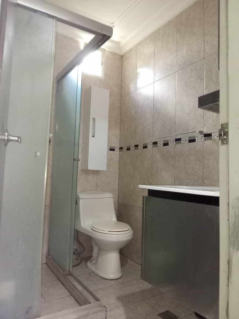 EN VENTA CASA EN URB. VALLE DE ORO
