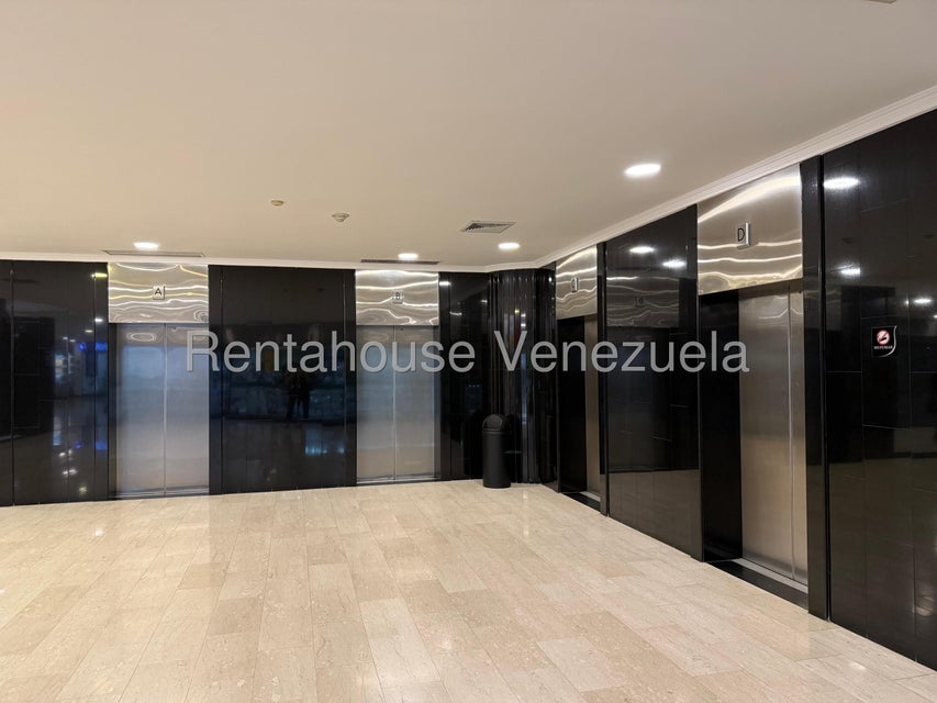 Oficina en alquiler en la viña Valencia Carabobo 