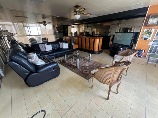 VENTA BELLO MONTE  #24-18282