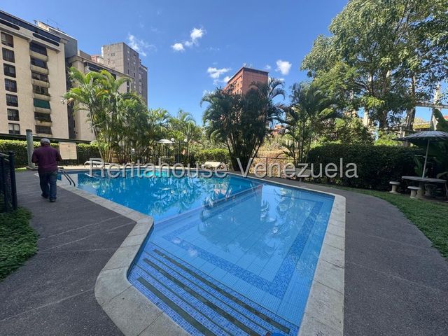 VENTA PRADOS DEL ESTE #26-14647