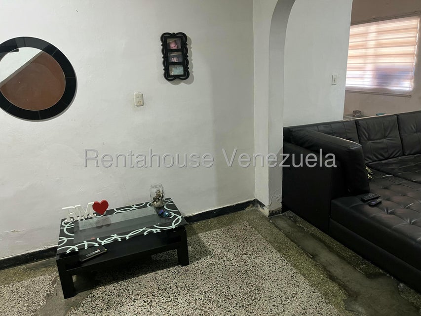 Casa en venta en la pastora cerca Av. Bolivar Valencia Carabobo 