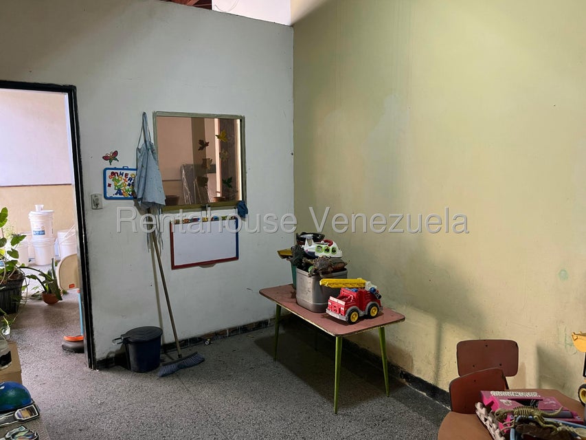Casa en venta en la pastora cerca Av. Bolivar Valencia Carabobo 