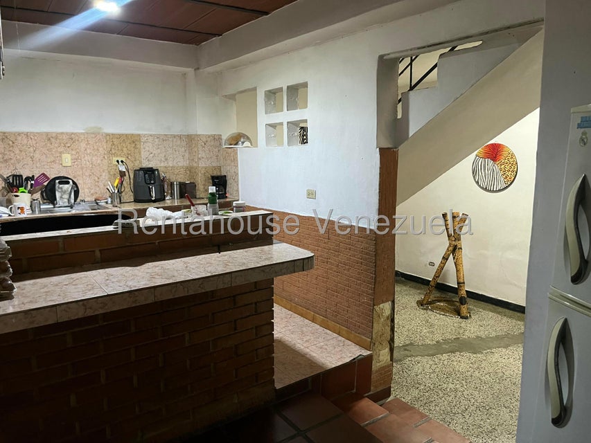 Casa en venta en la pastora cerca Av. Bolivar Valencia Carabobo 