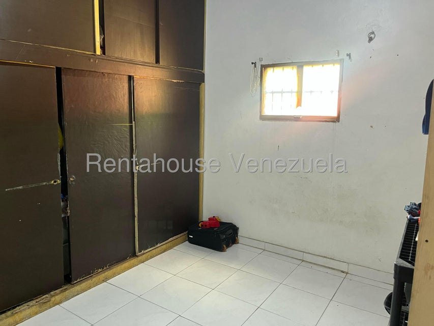 Casa en venta en la pastora cerca Av. Bolivar Valencia Carabobo 