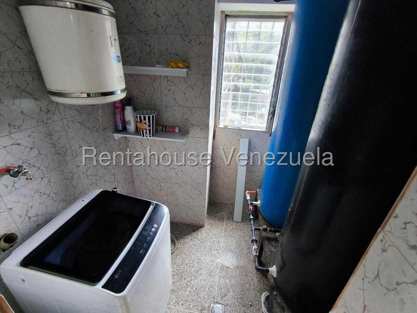 Apartamento en venta en la av. cedeño moderno y céntrico en Valencia Carabobo