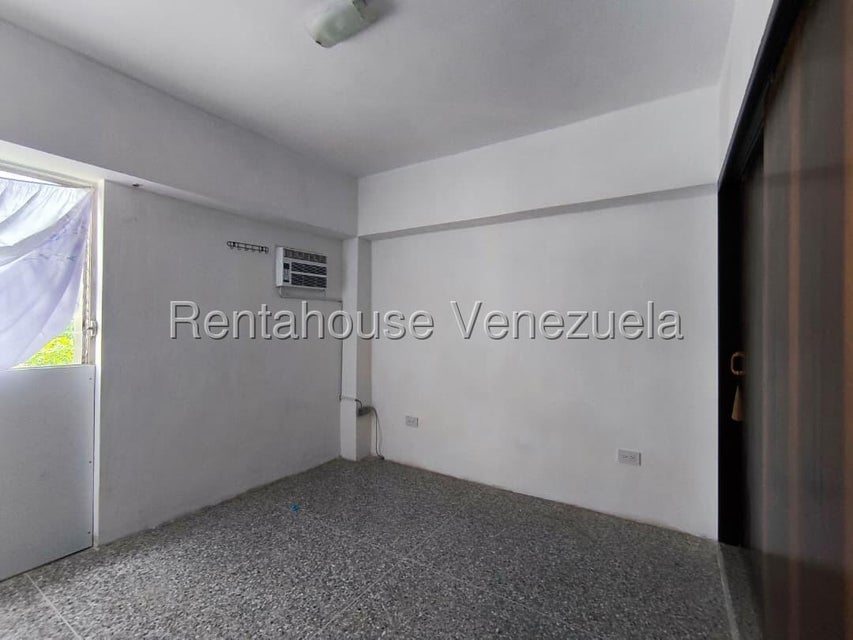 Apartamento en venta en la av. cedeño moderno y céntrico en Valencia Carabobo