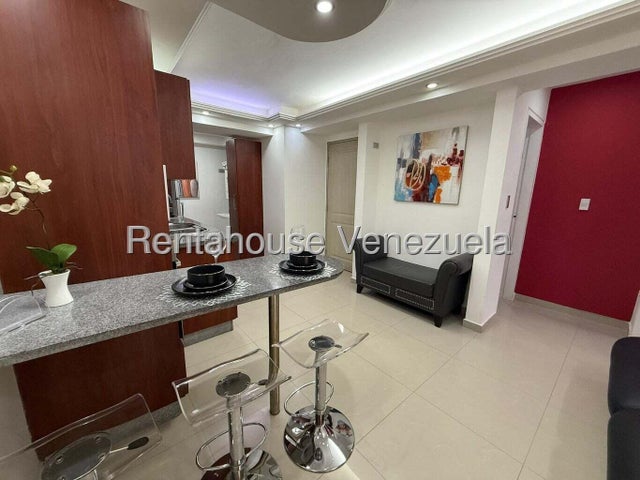 Alquiler Vista al Parque. Las Chimeneas  #27-904