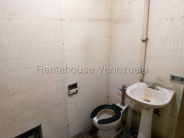 Venta Local Av. Bolivar Norte. PB. Valencia #26-15068