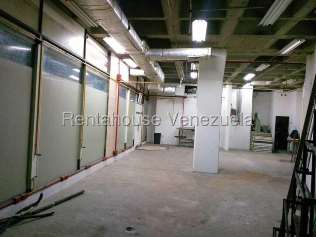 Venta Local Av. Bolivar Norte. PB. Valencia #26-15068