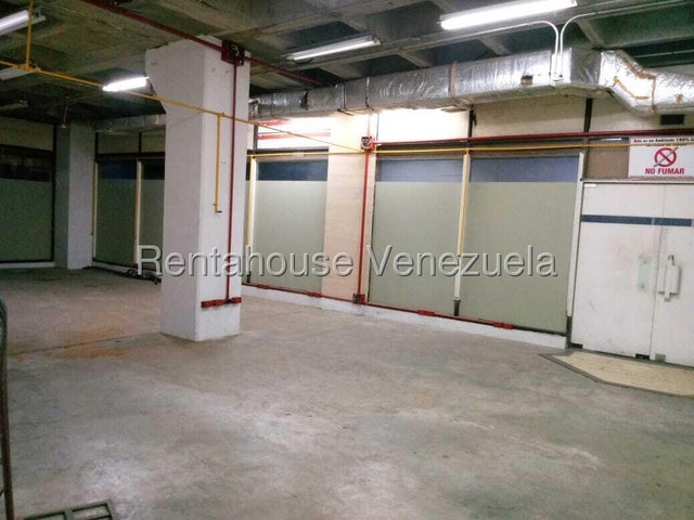 Venta Local Av. Bolivar Norte. PB. Valencia #26-15068