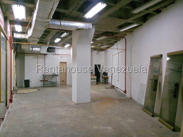 Venta Local Av. Bolivar Norte. PB. Valencia #26-15068