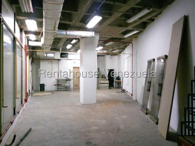 Venta Local Av. Bolivar Norte. PB. Valencia #26-15068