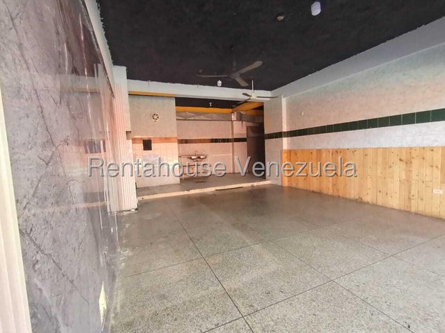 Venta de local C.C. Bayona. El Guayabal. Naguanagua #26-14080