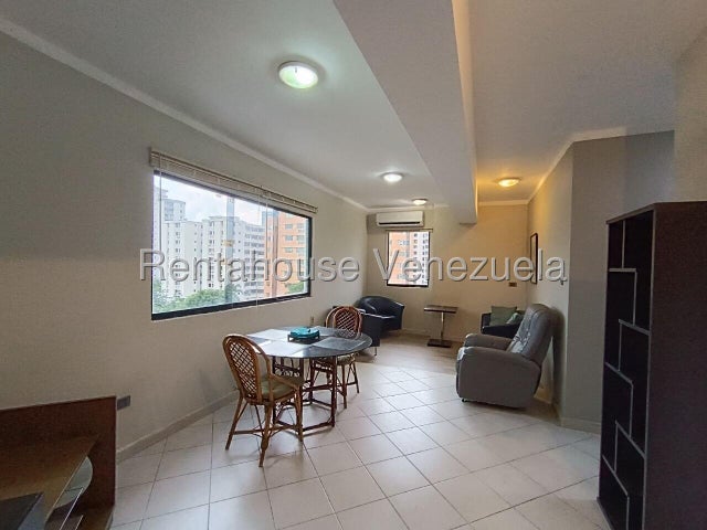 Los Mangos Apartamento en Alquiler  ubicado en Valencia Carabobo Codigo 27-2569 ELOISA MEJIA