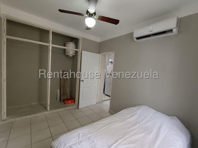Los Mangos Apartamento en Alquiler  ubicado en Valencia Carabobo Codigo 27-2569 ELOISA MEJIA