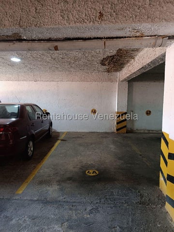Los Mangos Apartamento en Alquiler  ubicado en Valencia Carabobo Codigo 27-2569 ELOISA MEJIA