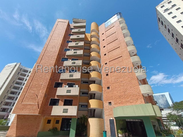 Los Mangos Apartamento en Alquiler  ubicado en Valencia Carabobo Codigo 27-2569 ELOISA MEJIA