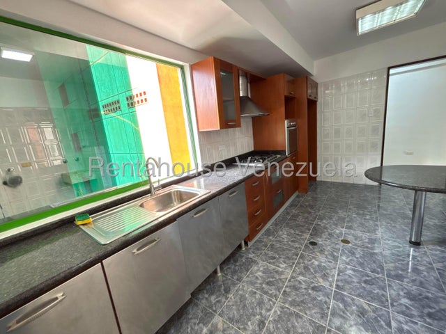 Las Chimeneas Apartamento en alquiler ubicado en Valencia Carabobo codigo 27-2446 ELOISA MEJIA 