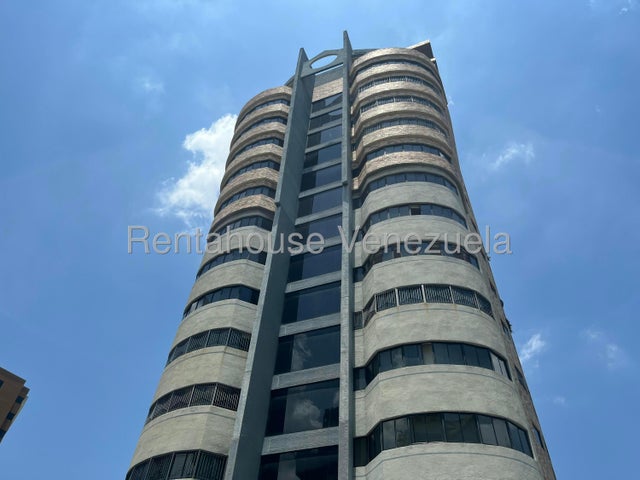 Sabana Larga Apartamento en Alquiler ubicado en Valencia carabobo 26-20120 ELOISA MEJIA