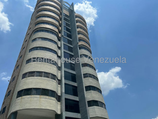 Sabana Larga Apartamento en Alquiler ubicado en Valencia carabobo 26-20120 ELOISA MEJIA