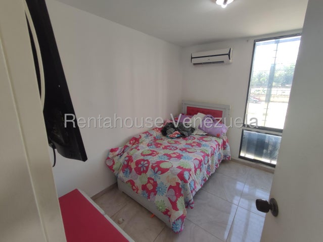 Palma Real Apartamento amoblado en Naguanagua Carabobo codigo 27-2557 ELOISA MEJIA