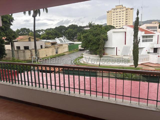 Alquiler de casa  en La Viña #27-932