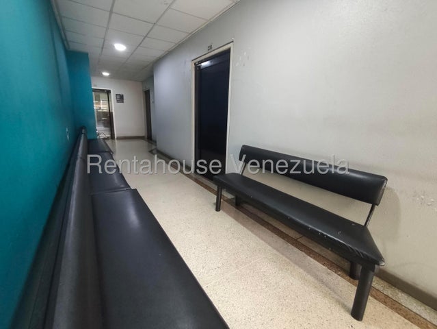 Alquiler de consultorio Centro Medico Guerra Mendez #26-21357 
