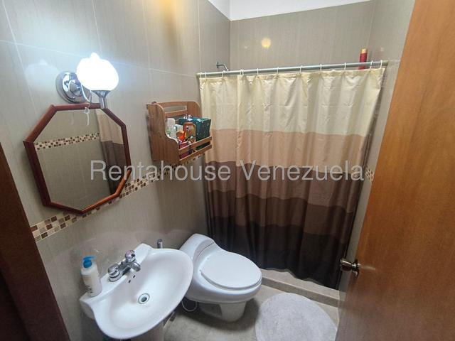 Ventas de Townhouses San Diego. Urb. La Josefina #25-24460