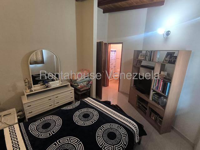 Ventas de Townhouses San Diego. Urb. La Josefina #25-24460