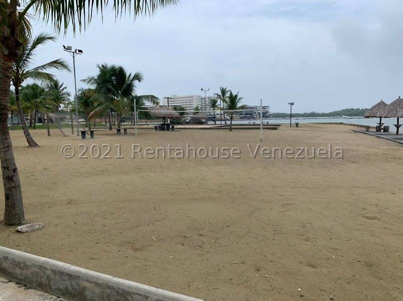 Apartamento en venta 224m² Ideal para vacacionar en Yacht Club Morrocoy en Tucacas 