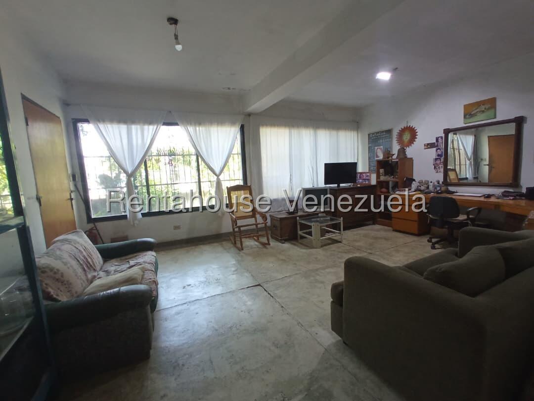 Casa amplia en venta, 746m², Isela para Residencial o Empresas, Urb La Castellana, San Joaquín 